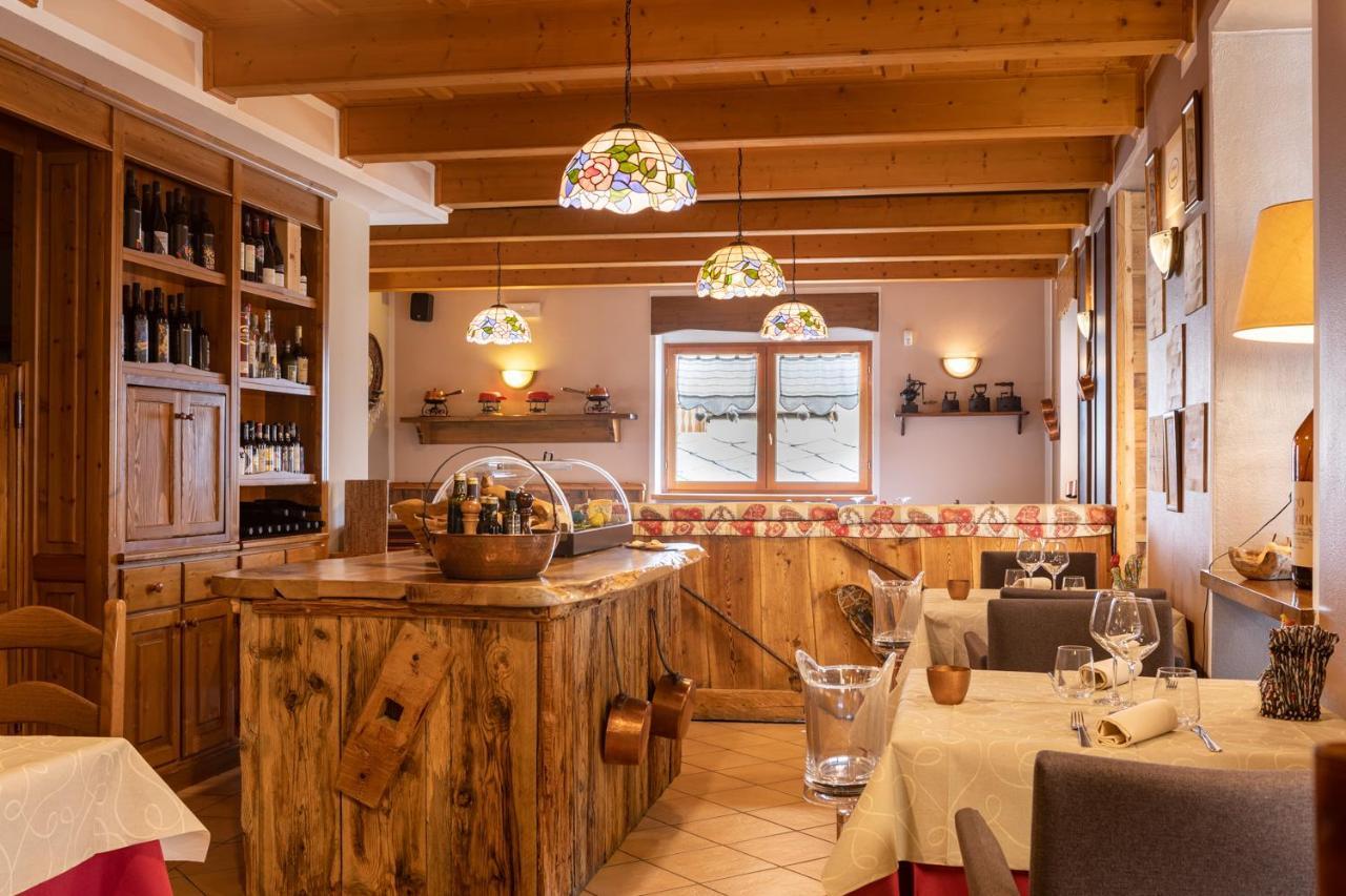 Saint-Oyen Mont Velan Chambres & Restaurant מראה חיצוני תמונה