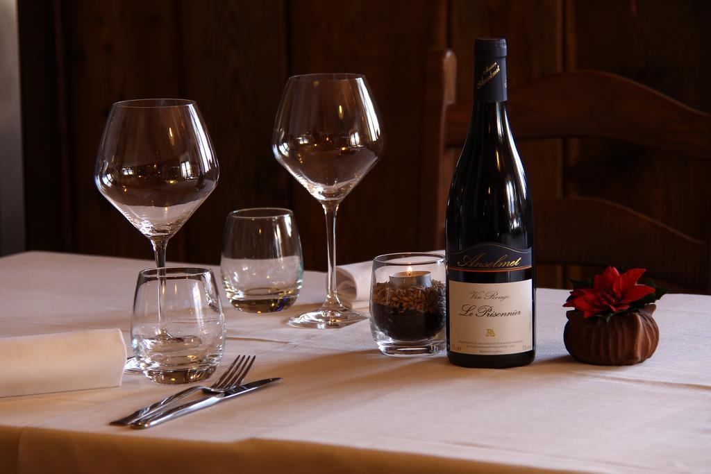 Saint-Oyen Mont Velan Chambres & Restaurant מראה חיצוני תמונה