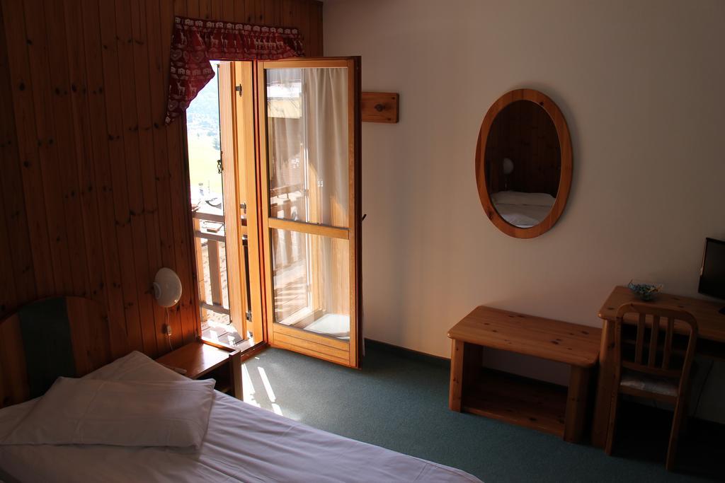 Saint-Oyen Mont Velan Chambres & Restaurant מראה חיצוני תמונה