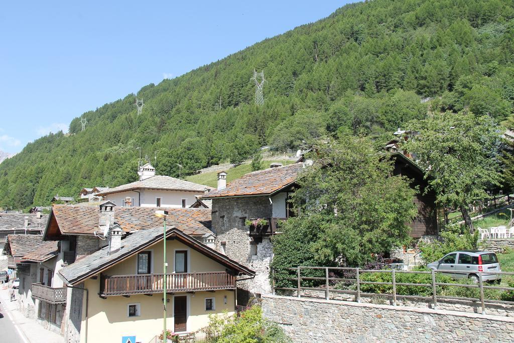 Saint-Oyen Mont Velan Chambres & Restaurant מראה חיצוני תמונה