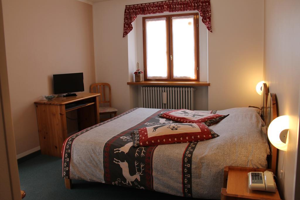 Saint-Oyen Mont Velan Chambres & Restaurant מראה חיצוני תמונה