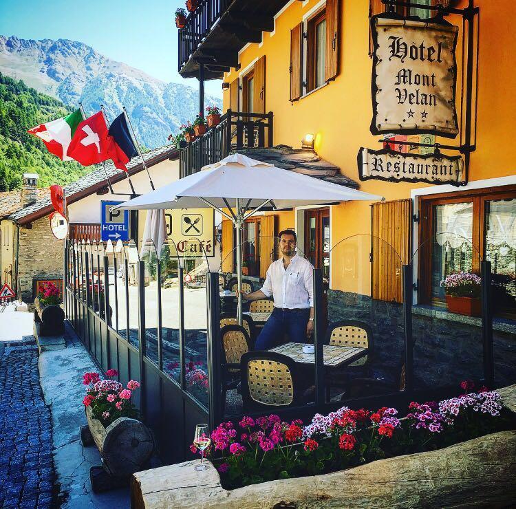Saint-Oyen Mont Velan Chambres & Restaurant מראה חיצוני תמונה