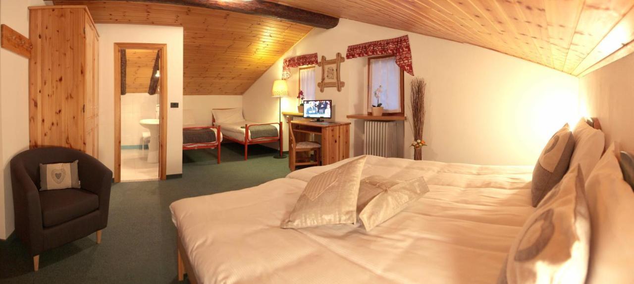 Saint-Oyen Mont Velan Chambres & Restaurant מראה חיצוני תמונה